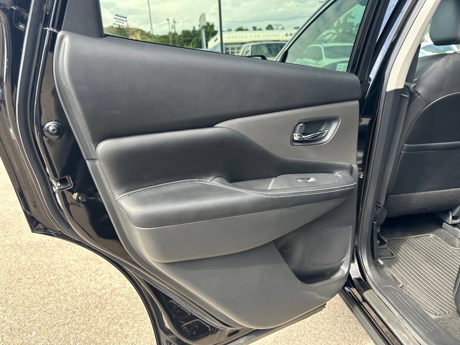 Used 2024 Nissan Murano SL AWD/4WD image 27