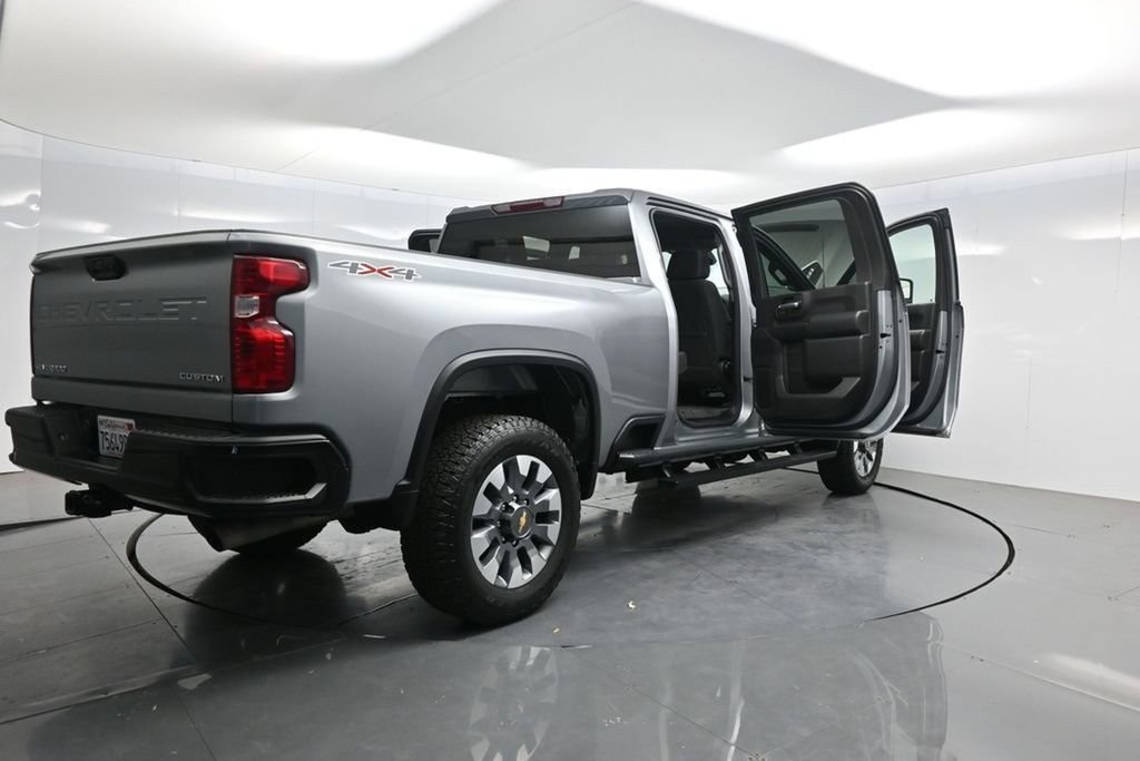 Used 2025 Chevrolet Silverado 2500 Custom w/ Custom Convenience Package AWD/4WD image 48