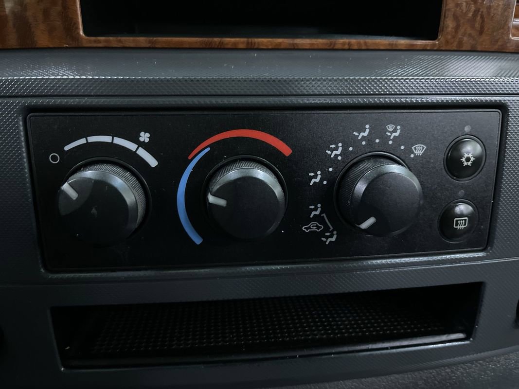 Used 2006 Dodge Ram 1500 Truck SLT RWD image 21