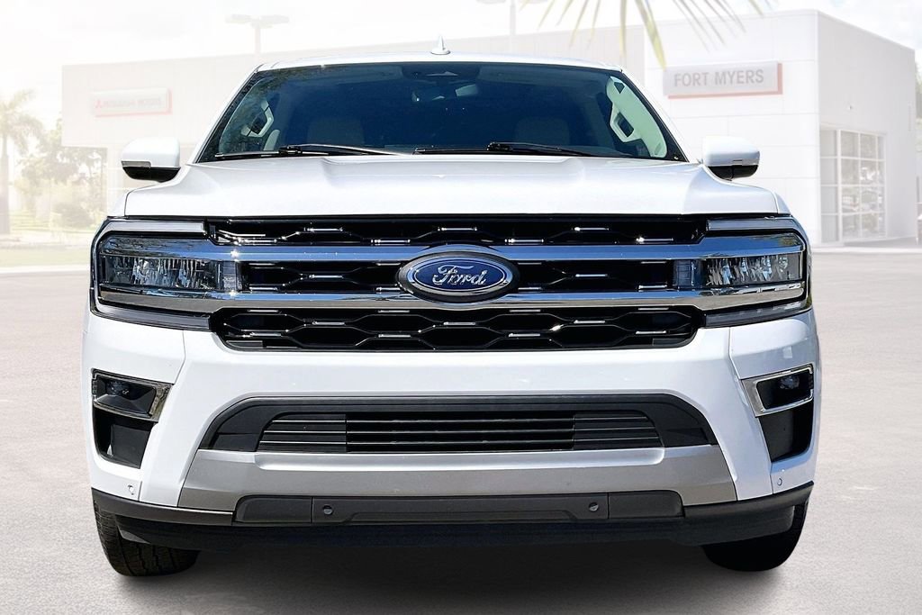 Used 2024 Ford Expedition Limited image 26