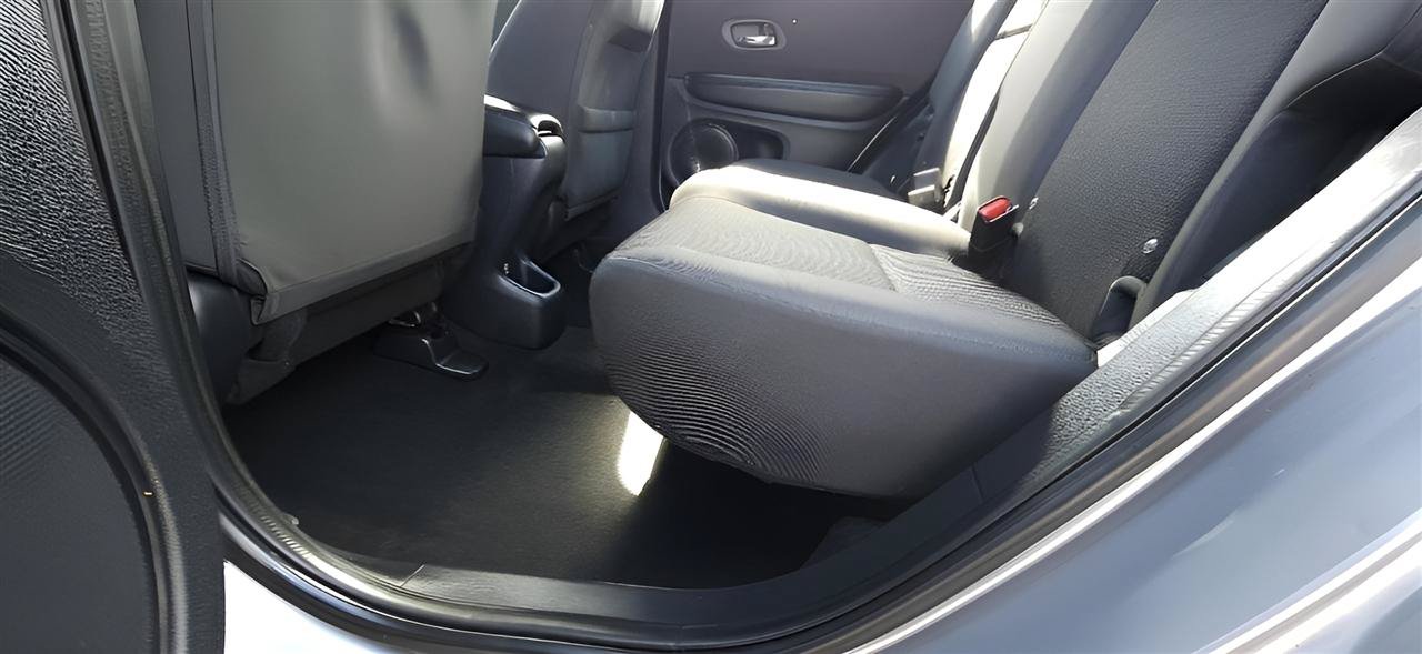Used 2019 Honda HR-V Sport image 22