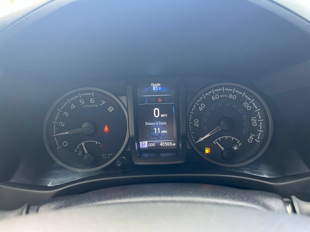 Used 2023 Toyota Tacoma TRD Sport w/ Advanced Technology Package AWD/4WD image 15