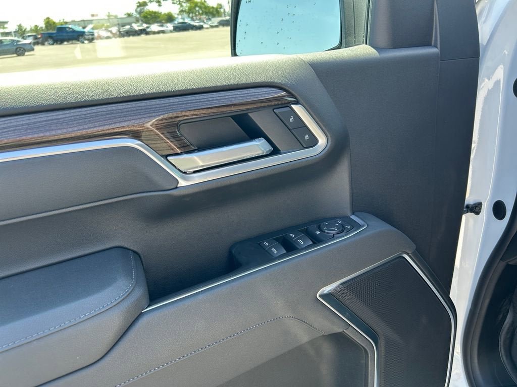 New 2026 Chevrolet Silverado 1500 LT w/ Safety Package RWD image 11