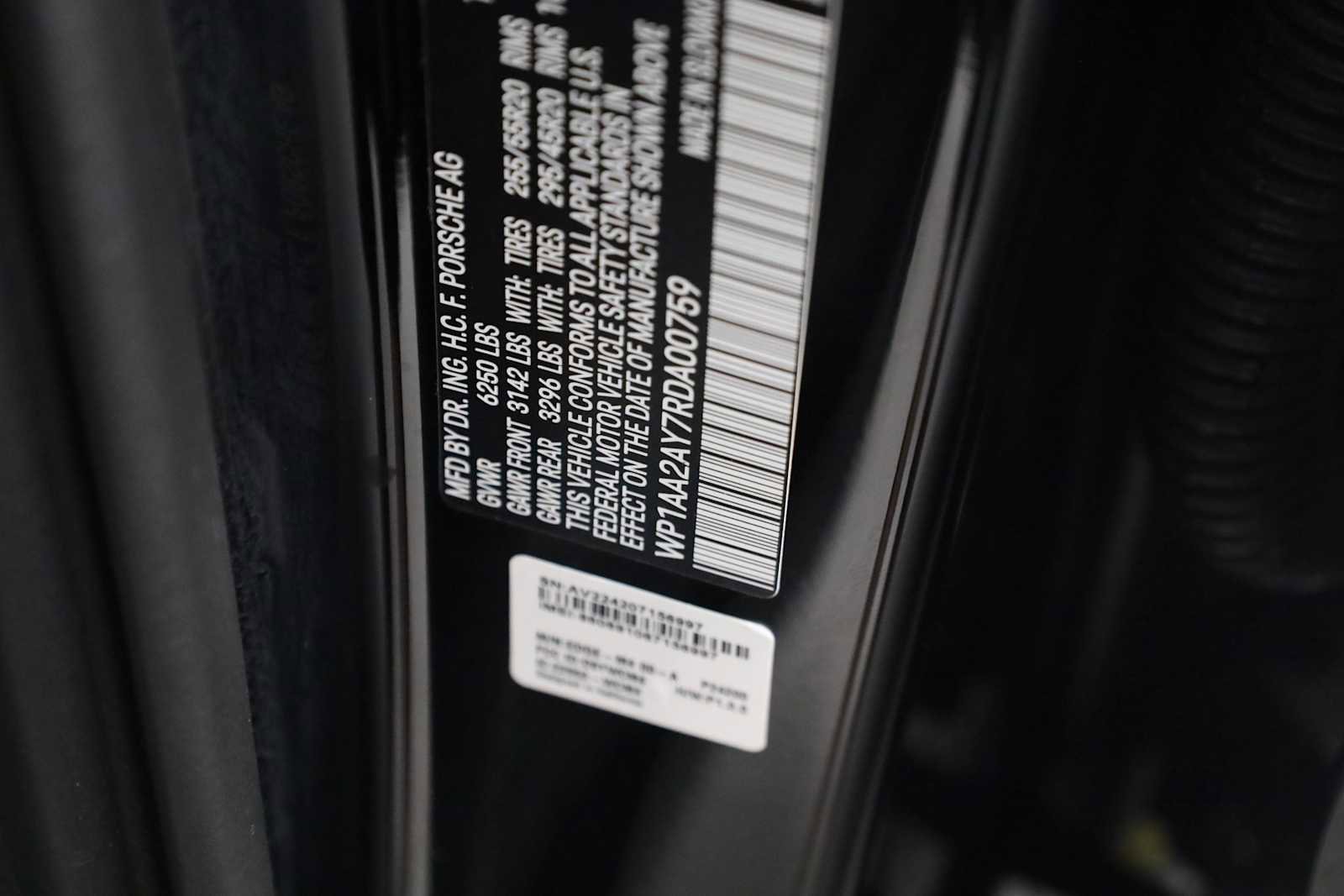 Certified 2024 Porsche Cayenne image 39