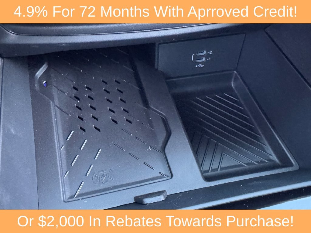 New 2027 Chrysler Pacifica Limited FWD image 22