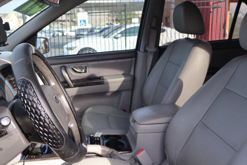 Used 2007 Kia Sorento EX w/ Luxury Pkg image 14