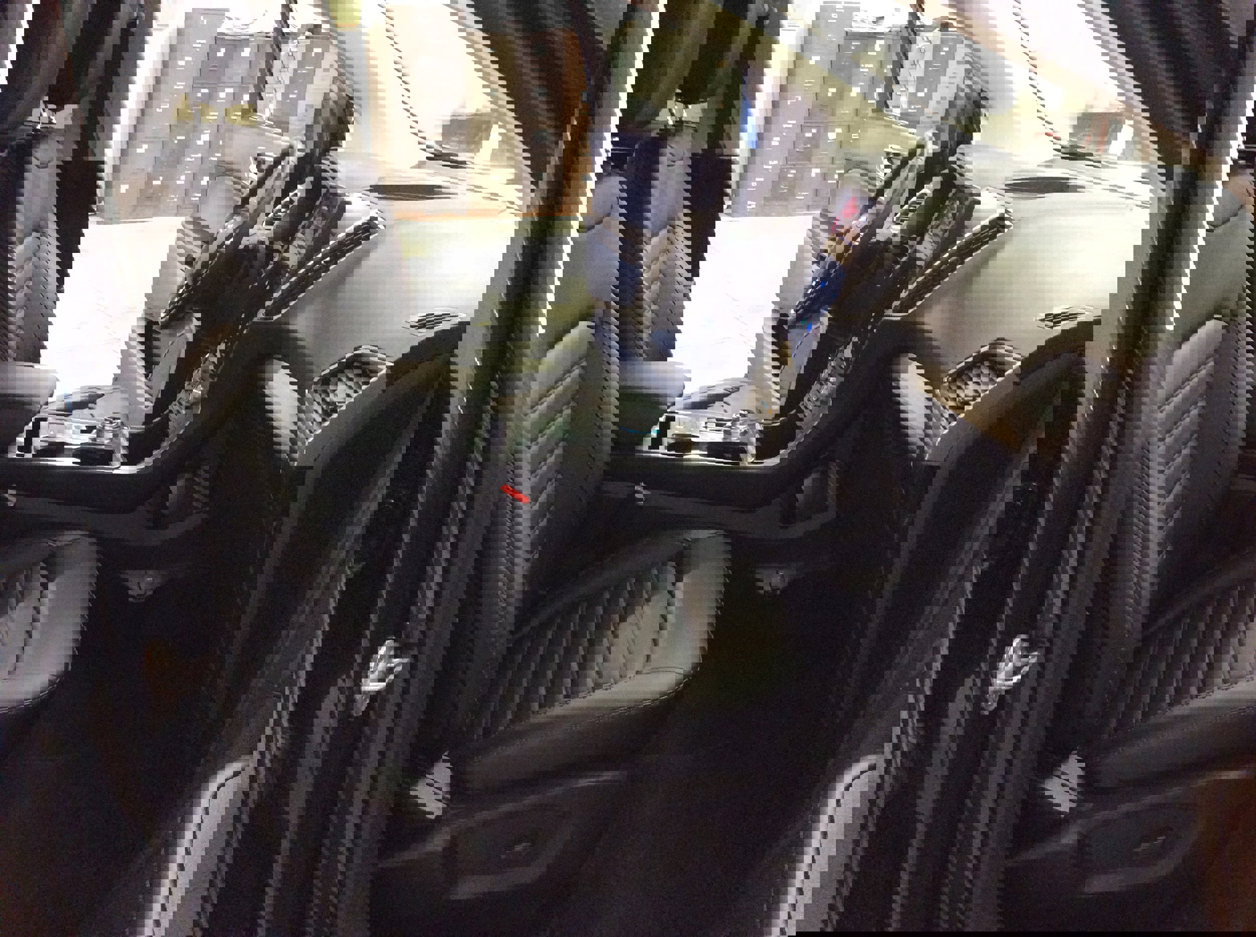 Used 2024 Ford Edge SEL w/ Convenience Package image 35