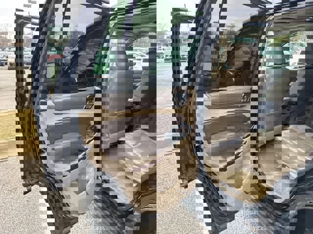 Used 2017 Chevrolet Tahoe LT image 10