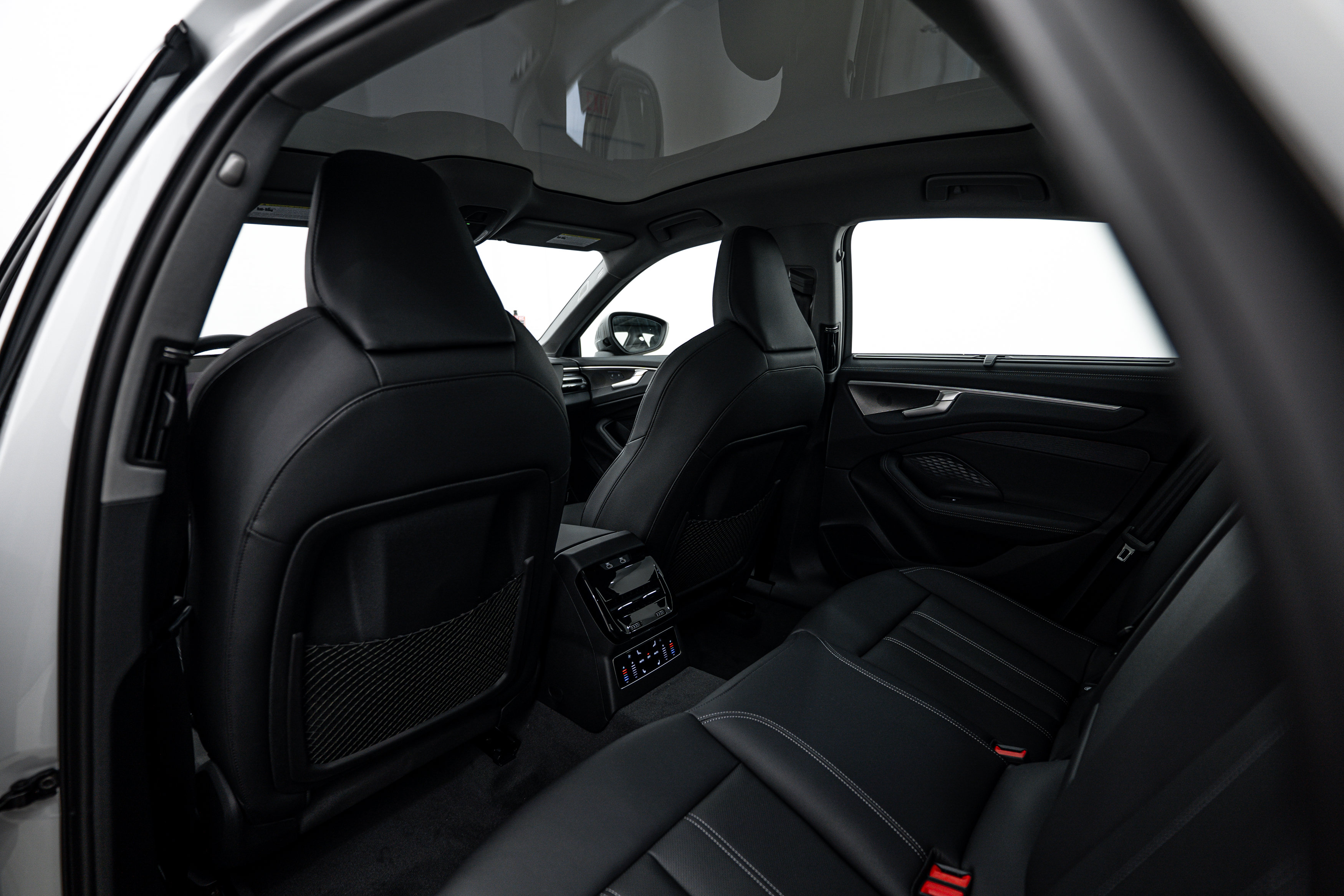 New 2026 Audi A6 Premium Plus AWD/4WD image 20