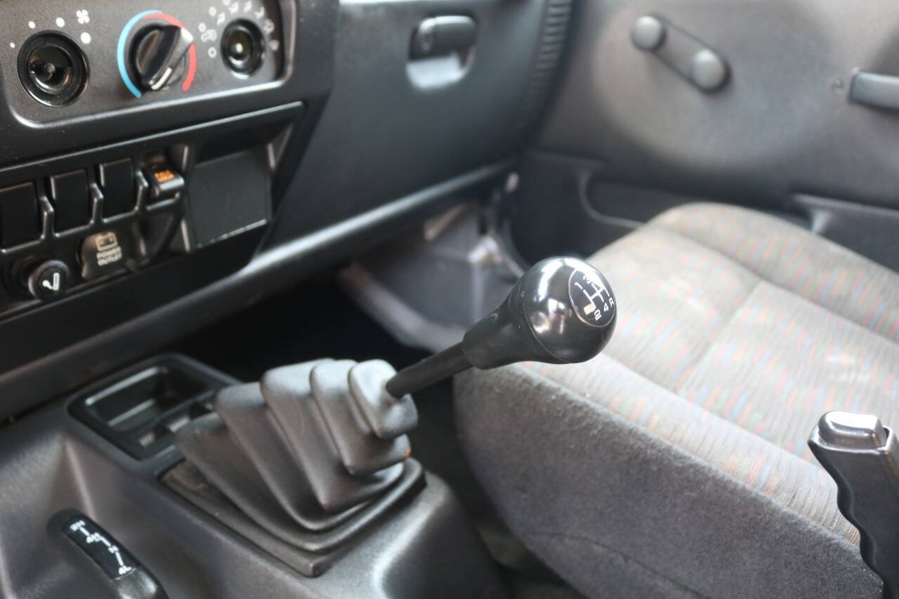 Used 2003 Jeep Wrangler Rubicon AWD/4WD image 94