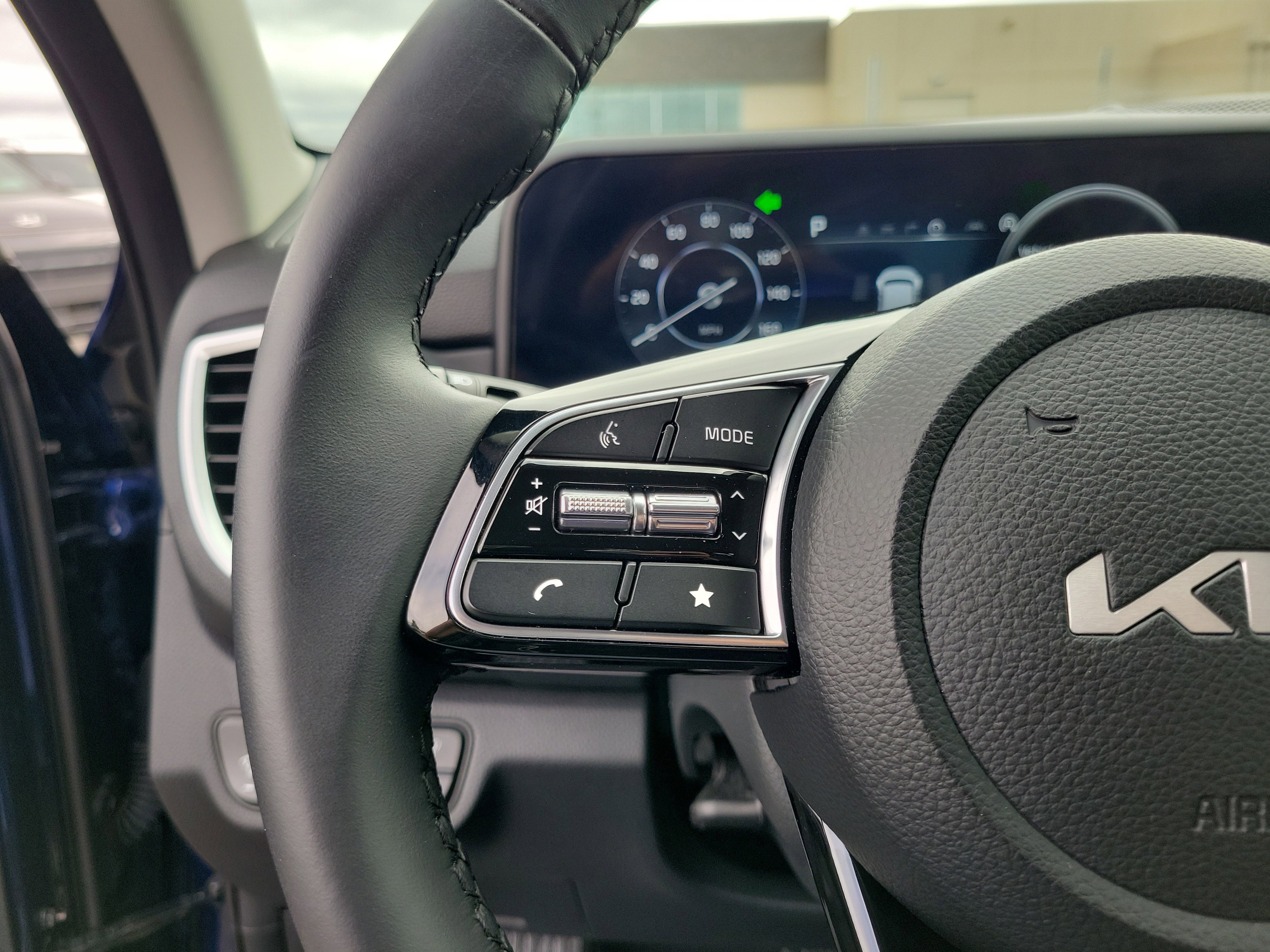 Used 2025 Kia Seltos EX image 23