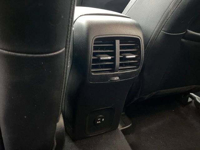 Used 2022 Ford Escape Titanium AWD/4WD image 19
