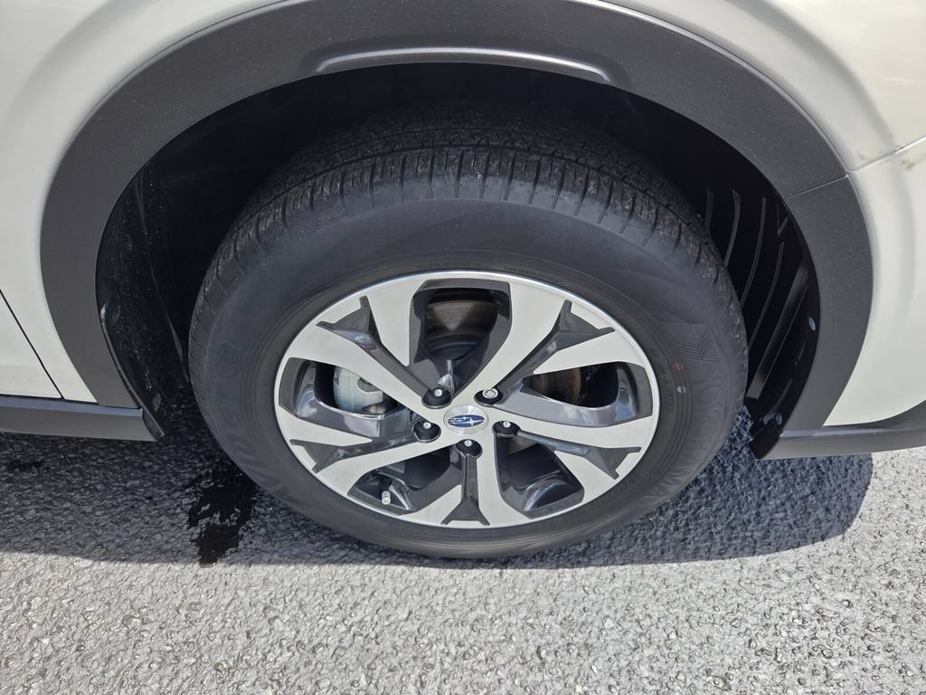 Used 2022 Subaru Outback Limited AWD/4WD image 18