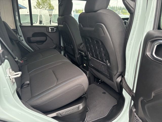 Used 2023 Jeep Wrangler Unlimited Rubicon 4xe w/ Cold Weather Group AWD/4WD image 12