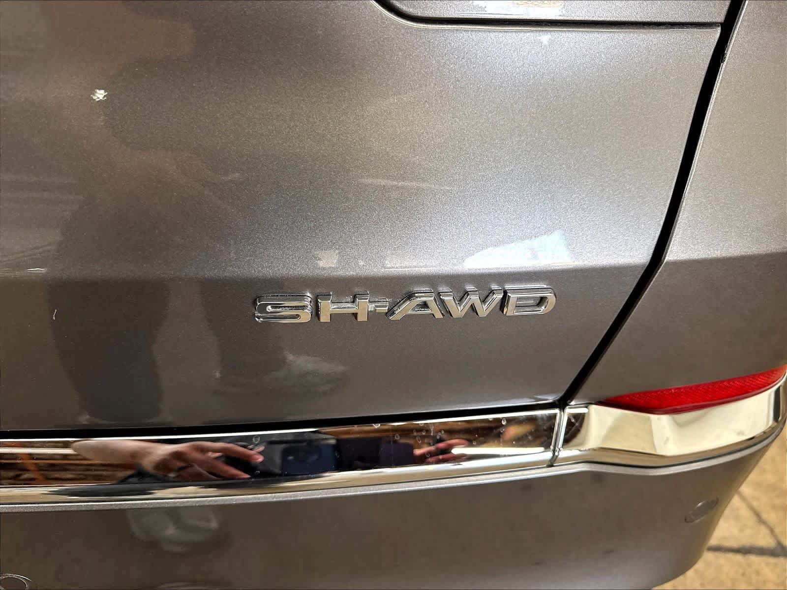 Used 2023 Acura MDX SH-AWD w/ Technology Package image 11