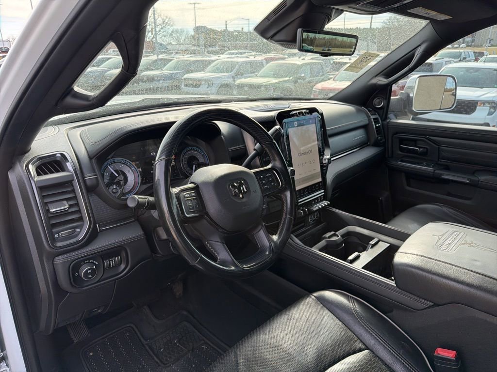 Used 2022 RAM 3500 Limited image 10