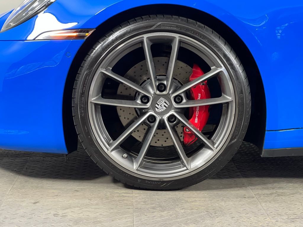 Certified 2022 Porsche 911 Carrera 4S image 11