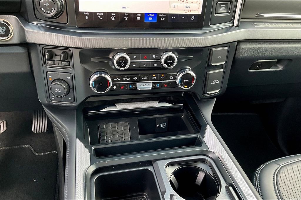 Used 2025 Ford F350 Platinum w/ FX4 Off-Road Package image 24