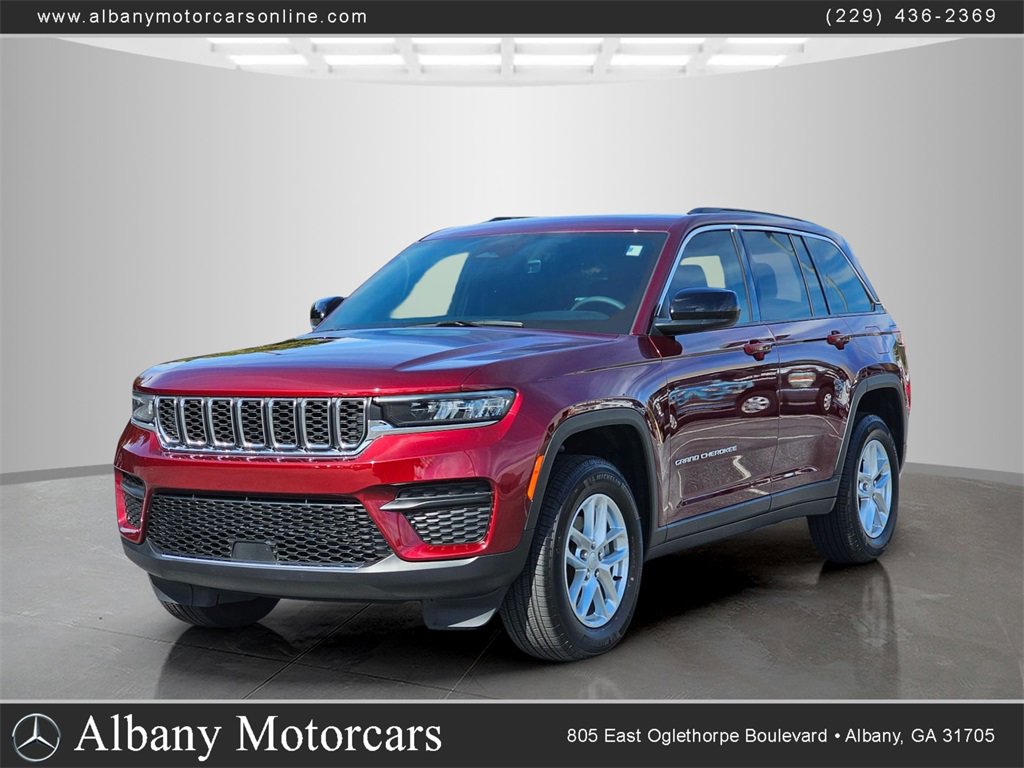 Used 2025 Jeep Grand Cherokee Laredo X w/ Luxury Tech Group I image 1