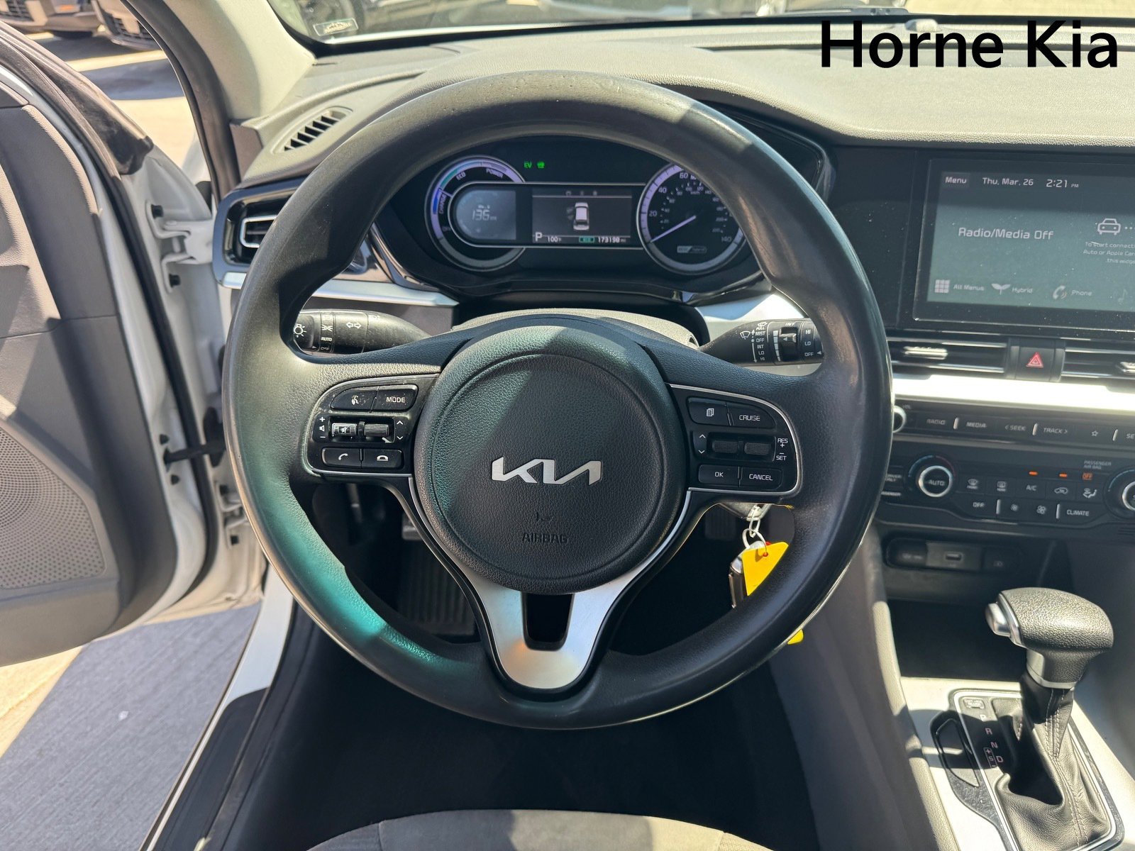 Used 2022 Kia Niro LX image 15