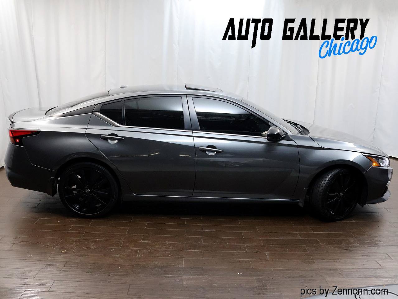 Used 2022 Nissan Altima 2.5 SR w/ Midnight Edition Package FWD image 6