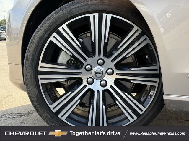 Used 2023 Volvo S90 B6 Ultimate image 10