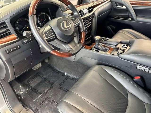 Certified 2020 Lexus LX 570 4WD w/ Luxury Package image 21