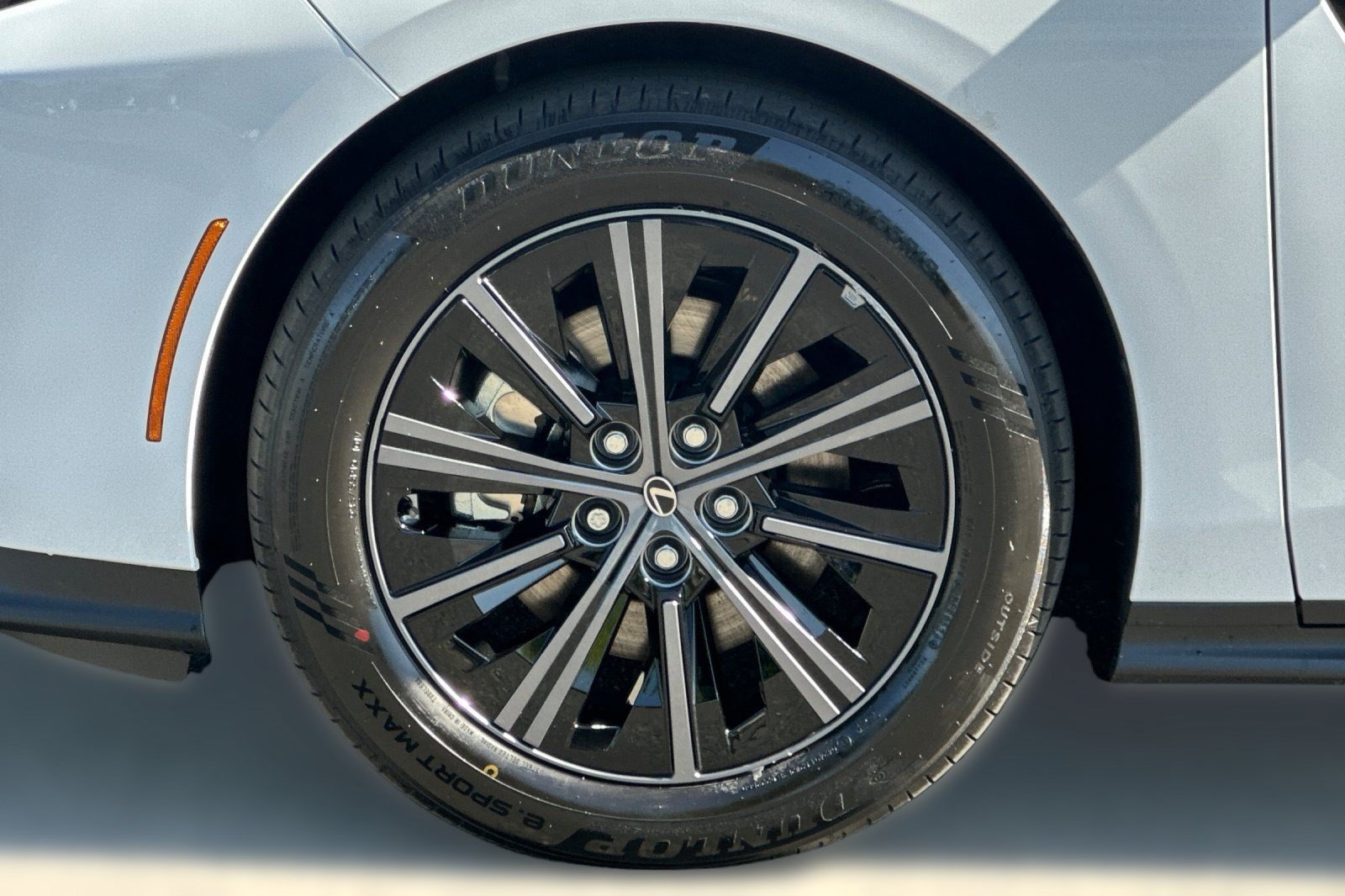 New 2026 Lexus ES 350e w/ Convenience Package FWD image 13