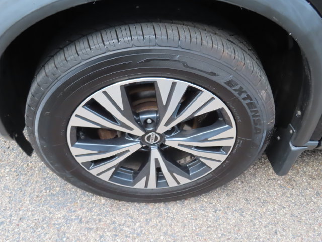 Used 2021 Nissan Rogue SV AWD/4WD image 16