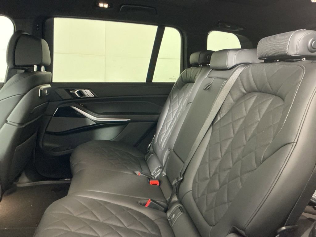 New 2026 BMW X7 xDrive40i AWD/4WD image 26