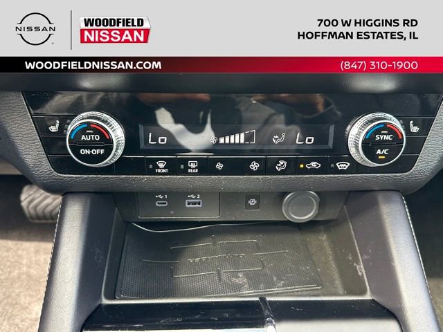 Used 2024 Mitsubishi Outlander SE image 39