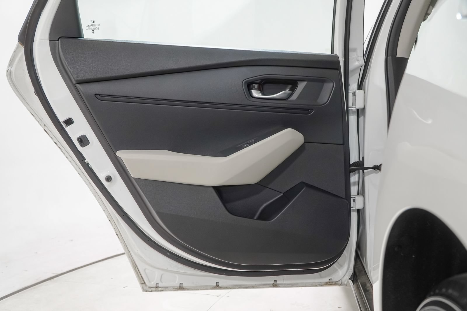 Used 2023 Honda Accord EX image 38