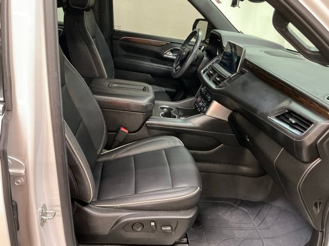 Used 2023 Chevrolet Tahoe Premier w/ Advanced Technology Package AWD/4WD image 23