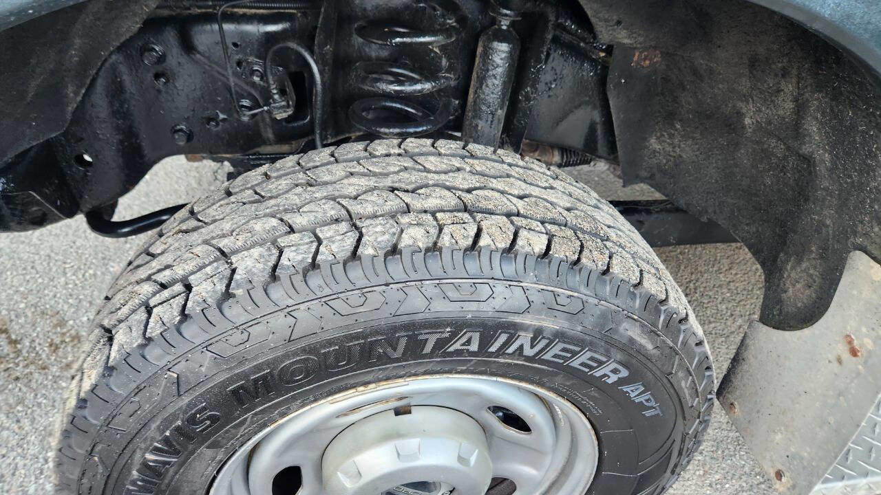 Used 2015 Ford F250 XL w/ Power Equipment Group image 39