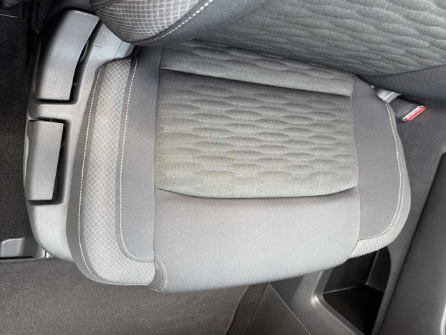 Used 2026 Nissan Pathfinder SV FWD image 16