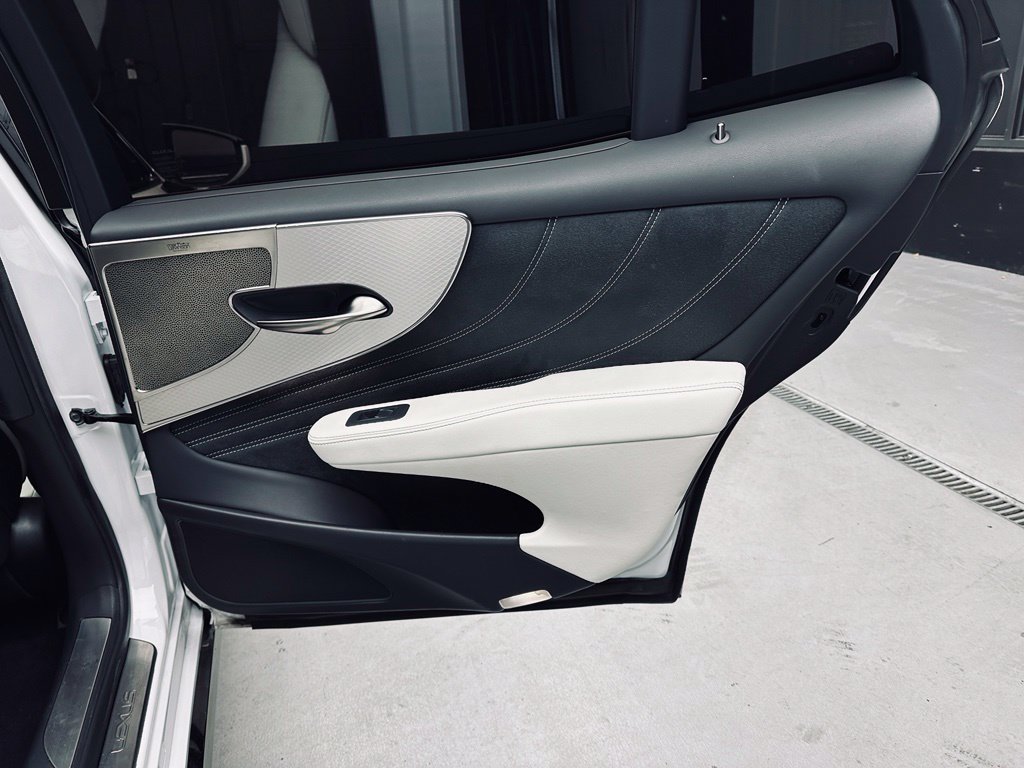 Used 2022 Lexus LS 500 F Sport AWD/4WD image 33
