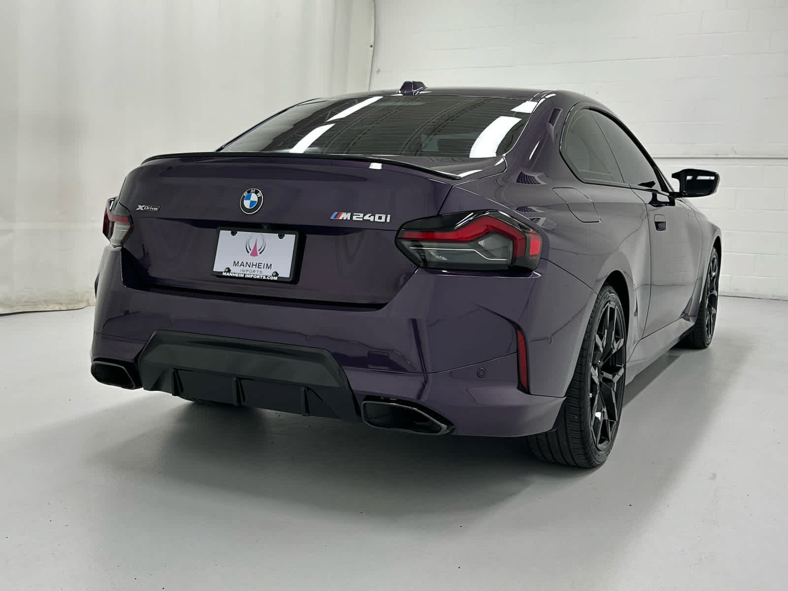 Used 2025 BMW M240i xDrive Coupe w/ Premium Package AWD/4WD image 6