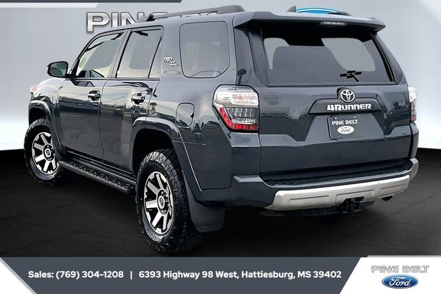 Used 2024 Toyota 4Runner TRD Off-Road image 2