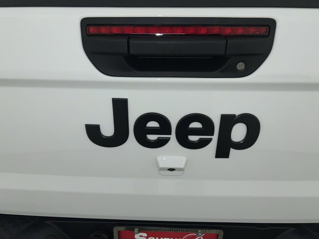 Used 2024 Jeep Gladiator Sport image 22
