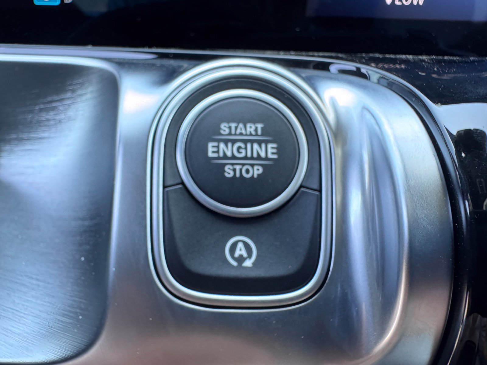 New 2025 Mercedes-Benz GLB 250 4MATIC image 22