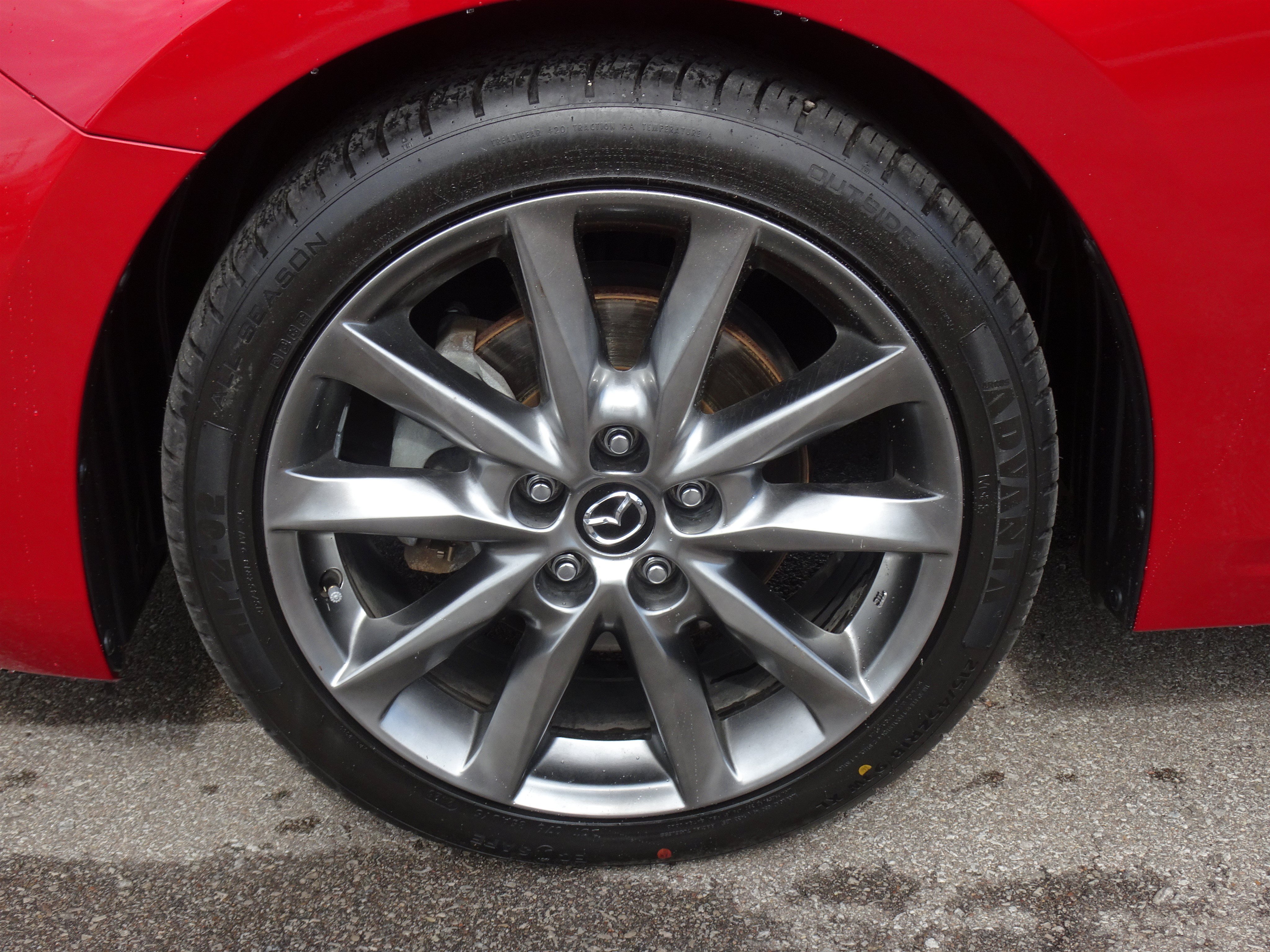 Used 2018 MAZDA MAZDA3 Grand Touring FWD image 28