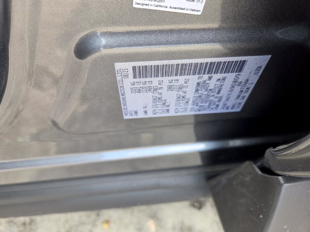 Used 2026 Nissan Rogue S FWD image 32
