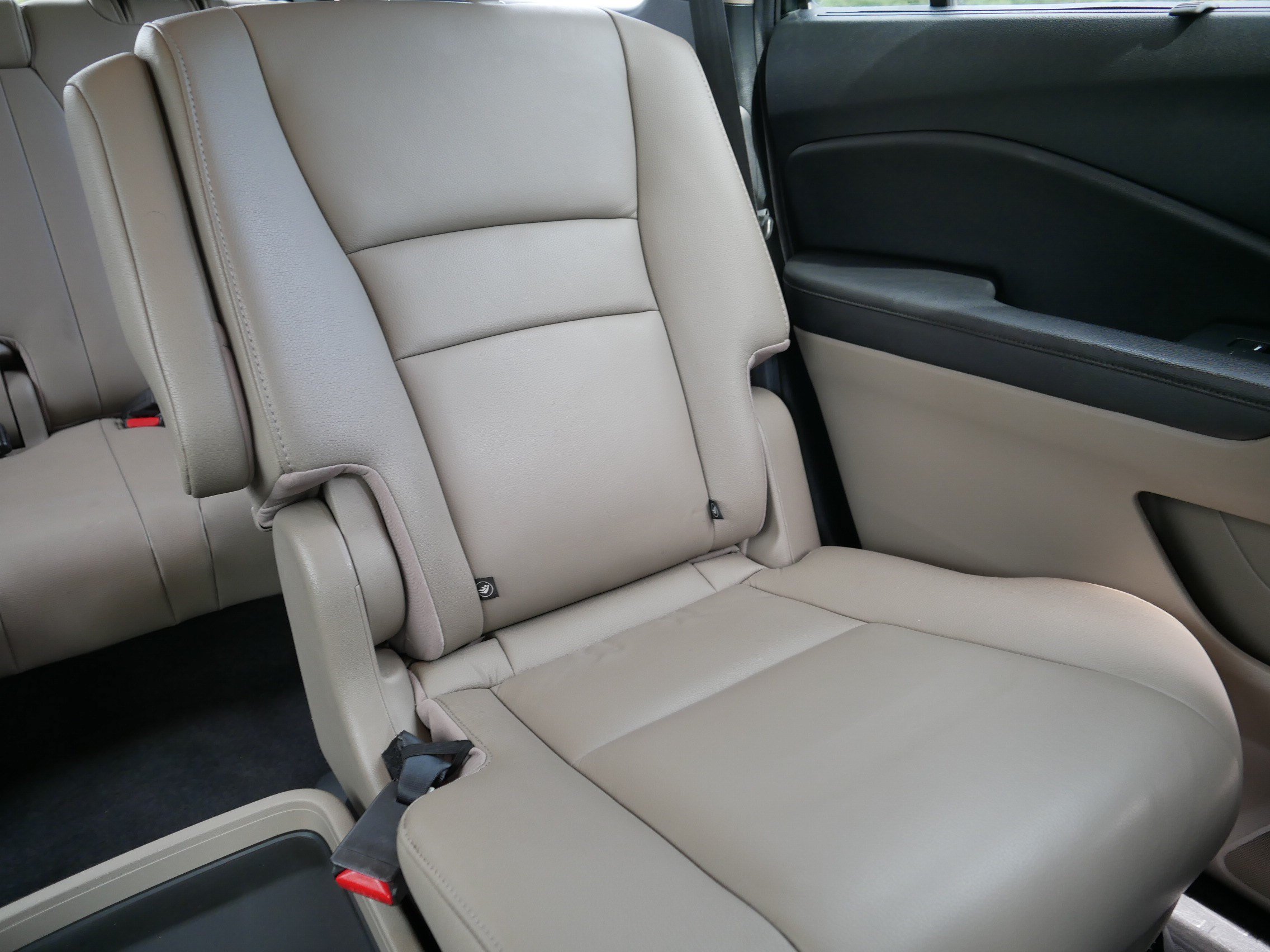 Used 2020 Honda Pilot Touring image 14