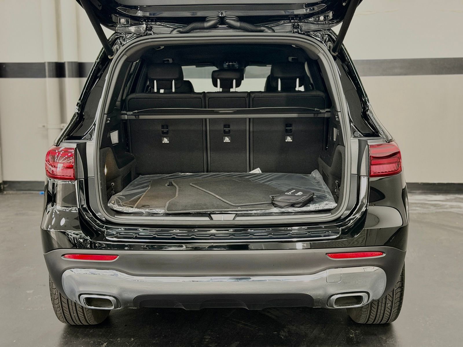 Certified 2026 Mercedes-Benz GLB 250 image 14