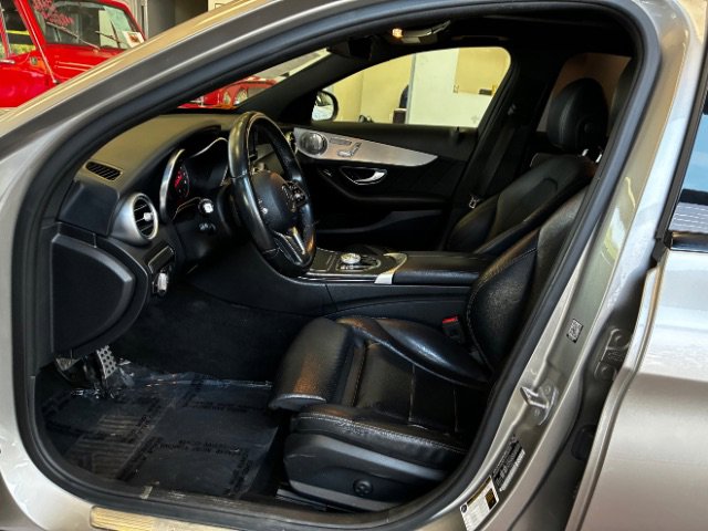 Used 2019 Mercedes-Benz C 300 4MATIC Sedan image 17