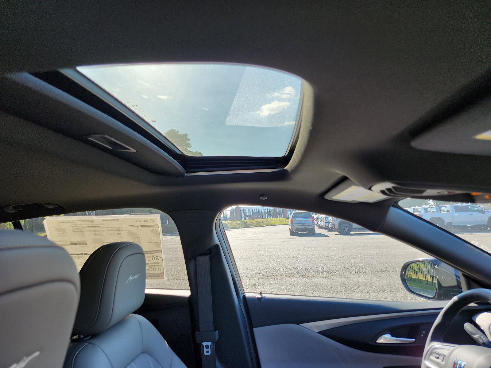 New 2026 Buick Envista Avenir image 8