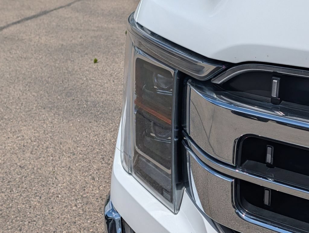 Used 2021 Ford F150 Lariat w/ Equipment Group 502A High AWD/4WD image 3
