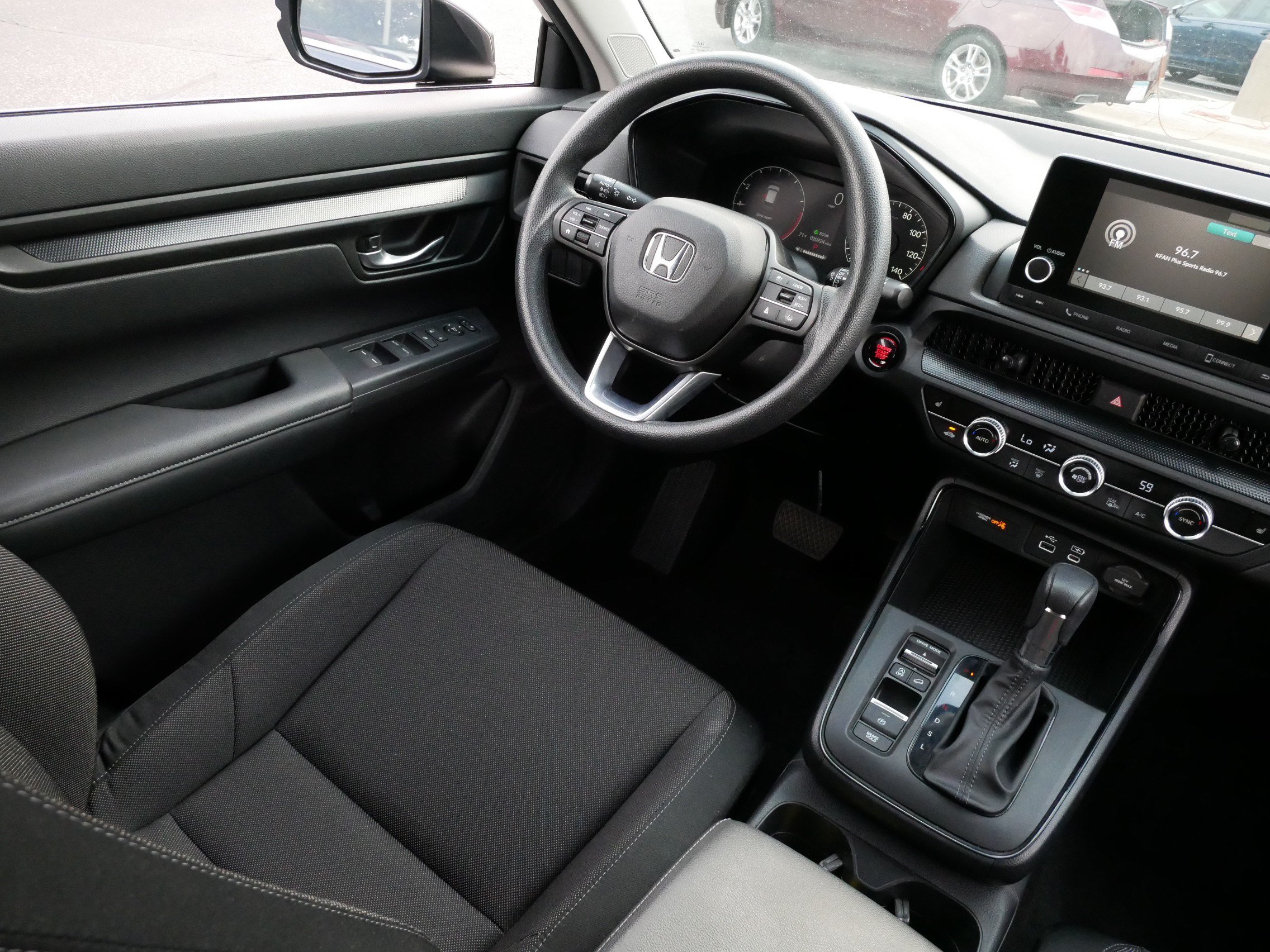Used 2024 Honda CR-V EX image 9
