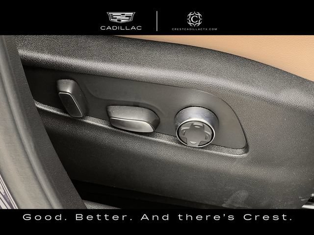 Certified 2025 Cadillac XT4 Premium Luxury FWD image 29