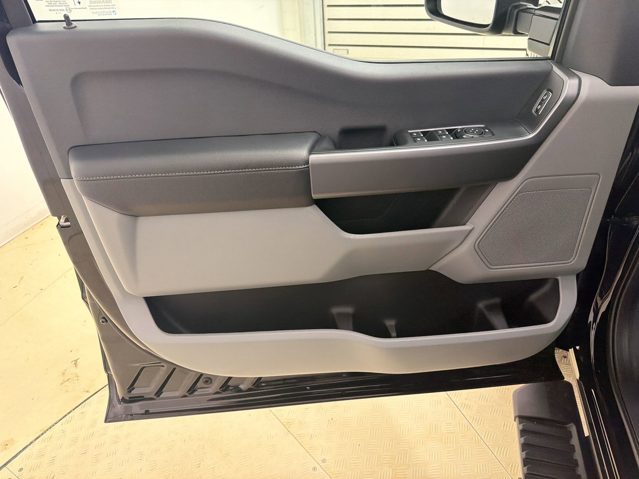 New 2026 Ford F250 XL w/ STX Appearance Package AWD/4WD image 18